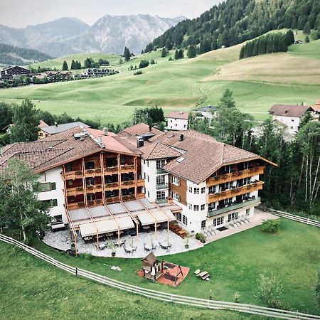 Hotel Bogner Hof Tannheim Exterior foto
